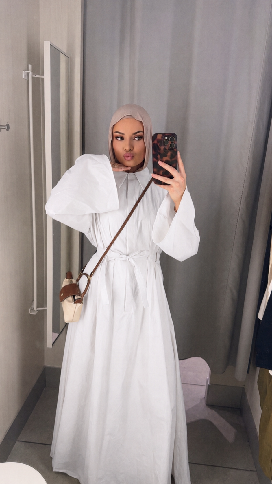 Robe MIRA